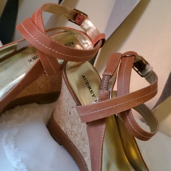 Summer Wedges (Tan) - Picture 6 of 8